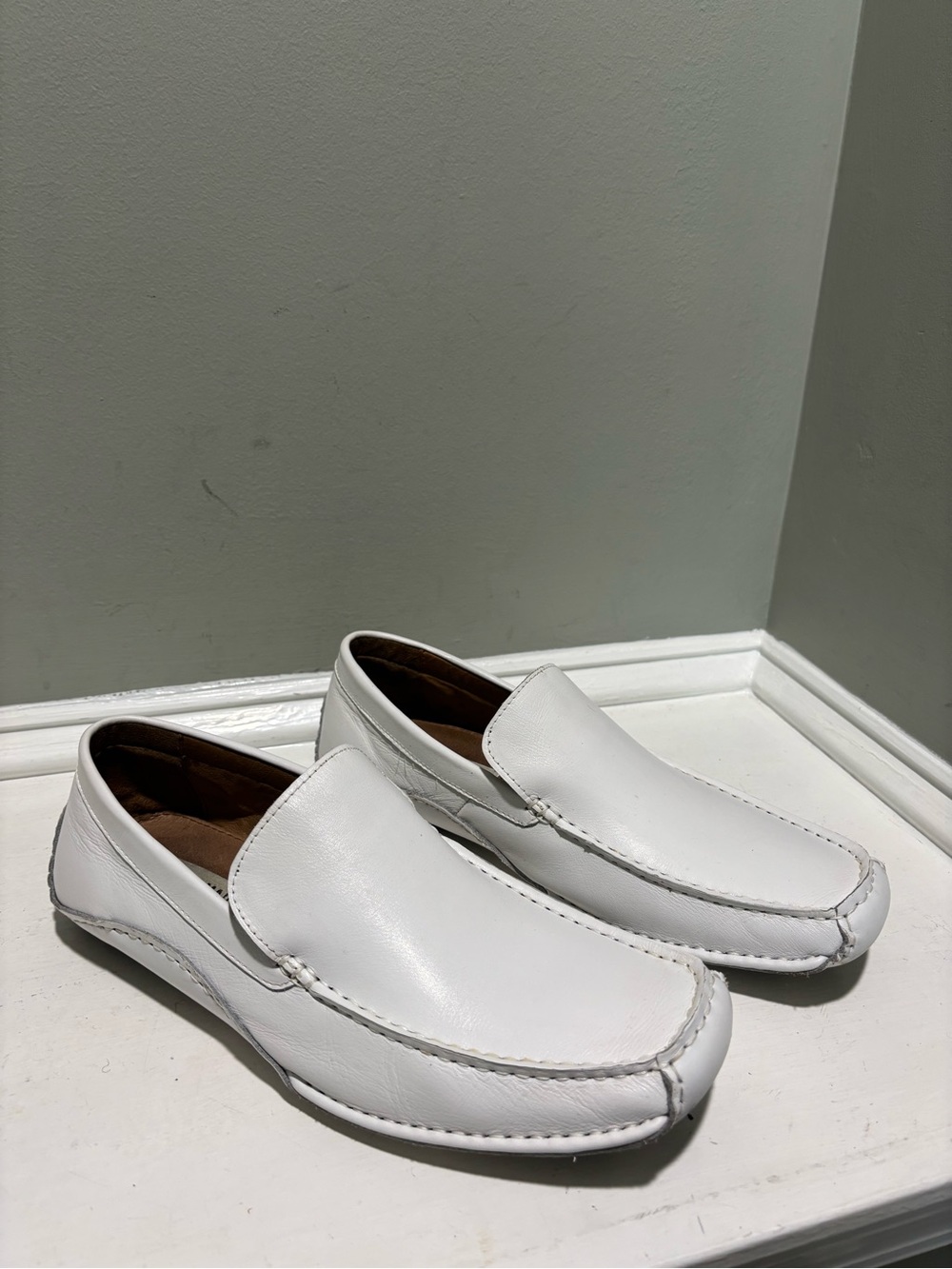 Steve Madden Men's White Leather Slip-On Loafer-size 10